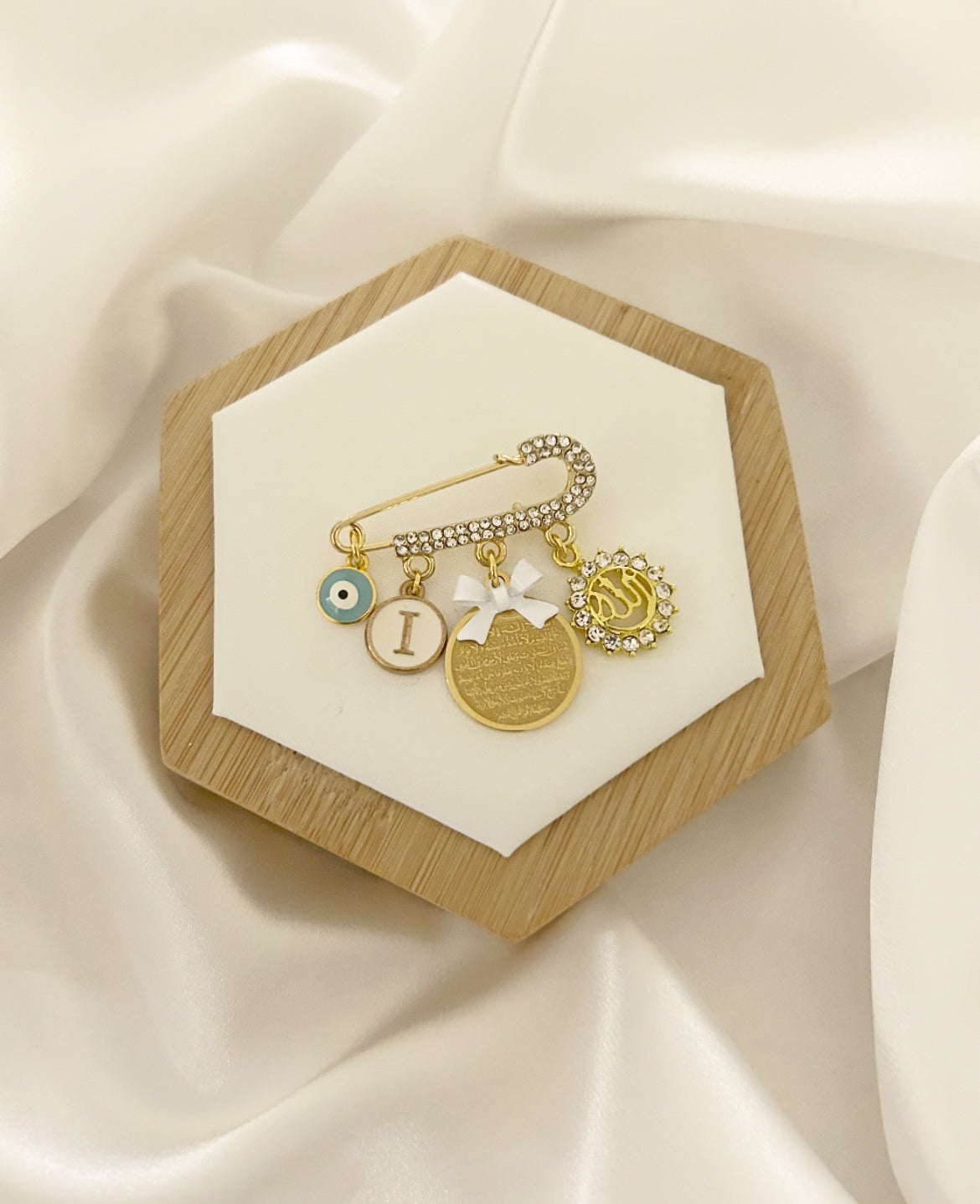 Nooré – Islamic Baby Blessing Pin