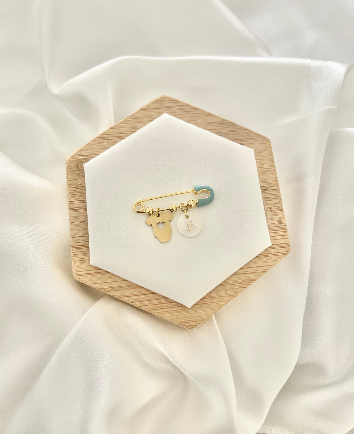 Love & Linen